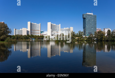 UNO-City, IZD-Tower, Donaucity, Wien, Oesterreich - UNO-City, IZD-Tower, Wien, Österreich Stockfoto