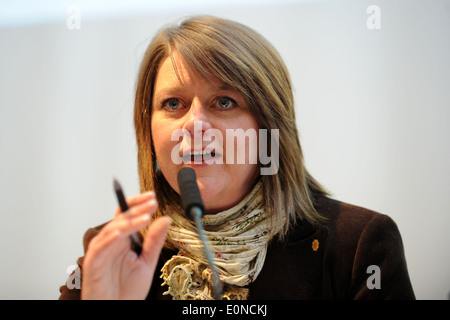 Welsh AM und Führer von Plaid Cymru in Wales Leanne Wood. Stockfoto