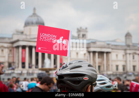London, UK. 17. Mai 2014. London Radfahren Kampagne Platz 4 Rad Big Ride Credit: Zefrog/Alamy Live-Nachrichten Stockfoto