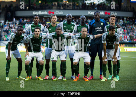 Portland, Oregon, USA. 17. Mai 2014. Portland ab 11. Die Portland Timbers FC veranstaltete Columbus Crew in Providence Park am 17. Mai 2014.  Bildnachweis: David Blair/ZUMA Press, Inc./Alamy Live News Stockfoto