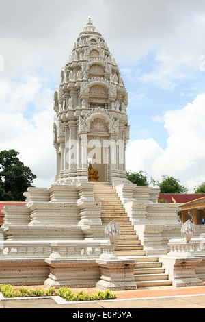 Stupa im Königspalast in Phnom Penh, Kambodscha Stockfoto