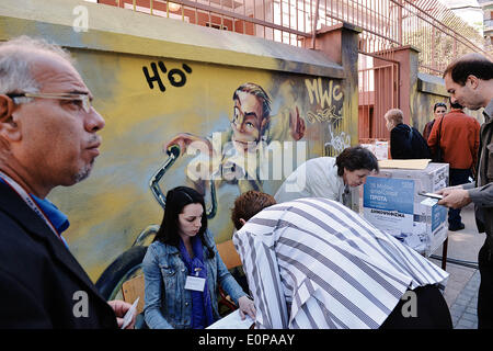 Thessaloniki, Griechenland. 18. Mai 2014. Referendum für das Thema Wasser-Privatisierung in Thessaloniki Credit: Giannis Papanikos/NurPhoto/ZUMAPRESS.com/Alamy Live News Stockfoto