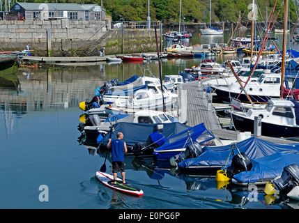 Mylor Yacht-Hafen in der Nähe von Falmouth in Cornwal, UK Stockfoto