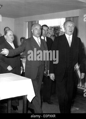 Konrad Adenauer, Karl Arnold und Gerhard Schröder Stockfoto
