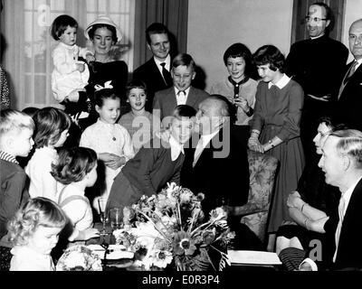 Dr. Konrad Adenauer feiert Geburtstag mit Familie Stockfoto