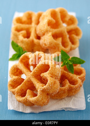 Extremadura Blumen. Typische spanische Desserts. Rezept zur Verfügung. Stockfoto