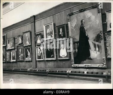 11. November 1958 - Royal Society of Portraitmaler Ausstellung. Sechzig - fünfte Jahresausstellung von der Royal Society of Portrait Painters öffnet morgen um 195 Piccadilly. Keystone-Foto zeigt: Blick auf einen Teil der Ausstellung. H/Keystone Stockfoto