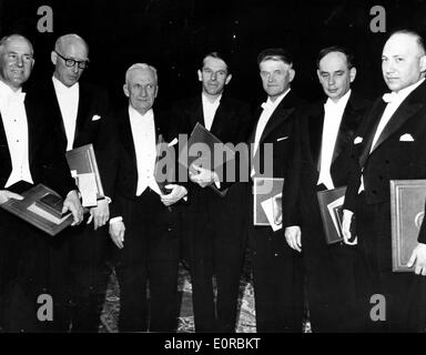 Sechs der 1958 Nobelpreisträger Stockfoto