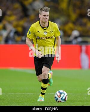 Berlin, Deutschland. 17. Mai 2014. Dortmunds Lukasz Piszczek während den DFB-Pokal Finale zwischen Borussia Dortmund und FC Bayern München im Olympiastadion in Berlin, Deutschland, 17. Mai 2014. Foto: Thomas Eisenhuth/Dpa/Alamy Live News Stockfoto