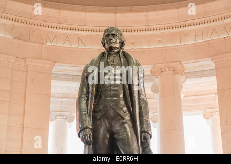 Statue von Thomas Jefferson in dem Jefferson Memorial, Washington DC, USA Stockfoto