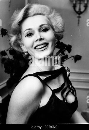 Porträt der Schauspielerin Zsa Zsa Gabor Stockfoto