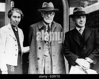 Neurologe Sigmund Freud mit Frau Martha Stockfoto