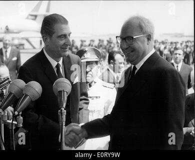 Präsident Saragat begrüßt Eduardo Frei Montalva Stockfoto