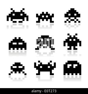 Space Invaders, 8bit Aliens Icons set Stock Vektor