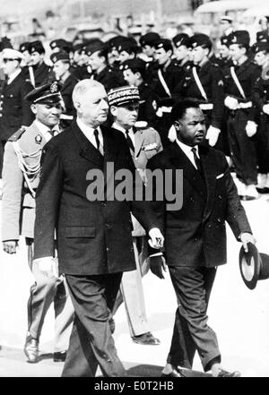 Präsident Charles de Gaulle besucht mit Ahmadou Ahidjo Stockfoto