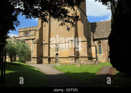 Verstauen Sie auf die würde der Kirche, Cotswolds, Worcestershire, England, UK Stockfoto