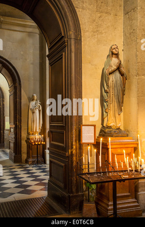 Innere des Saint-Paul - Kirche Saint-Louis, Paris, Frankreich Stockfoto