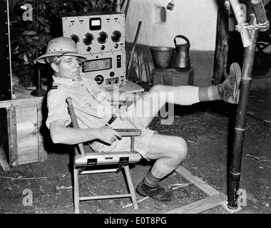 Jean Gabin, am Set des Films "Der Betrüger", 1944 Stockfoto