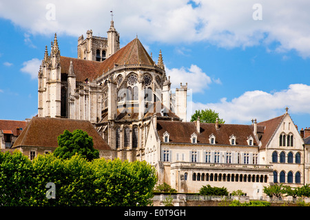 Auxerre Kathedrale (Cathédrale Saint-Étienne d'Auxerre) befindet sich in Auxerre, Burgund, Frankreich Stockfoto