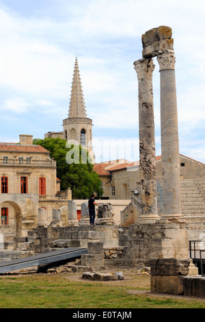 Die berühmten antiken römischen Ruinen in Arles, Provence, Frankreich Stockfoto