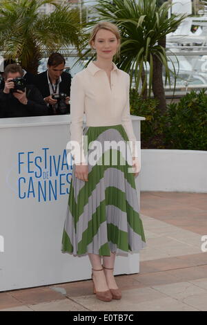 Cannes, Frankreich. 19. Mai, besucht 2014.Actress Mia Wasikowska die "Maps To The Stars" Photocall auf dem 67. jährlichen Cannes Film Festival am 19. Mai 2014 in Cannes, Frankreich. Friedrich Injimbert/ZUMAPRESS.com/Alamy © Live-Nachrichten Stockfoto