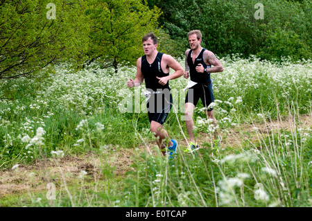 Läufer in Stratford 220 Triathlon Stockfoto