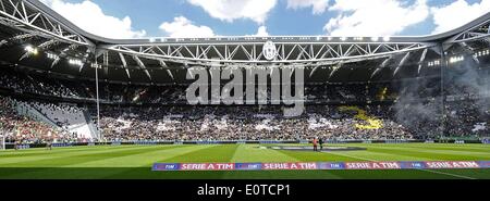 Turin, Italien. 18. Mai 2014. Serie A Fußball. Juventus Turin V Cagliari. Juventus-Fans zeigen ihre Unterstützung am Finaltag Ligen © Action Plus Sport/Alamy Live News Stockfoto