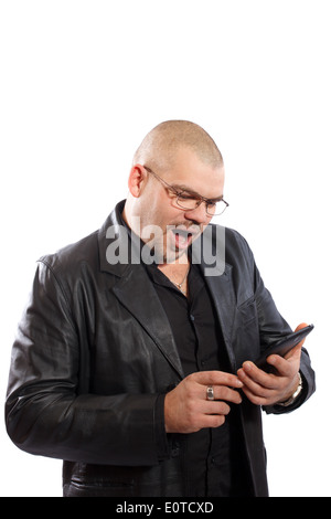 Mann auf der Suche auf einem Tablet PC Stockfoto