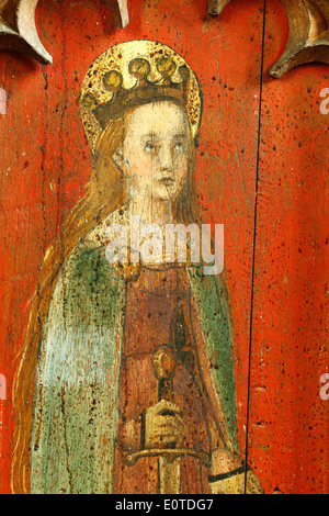 St. Katharina von Alexandrien, Katherine, englischen mittelalterlichen Lettner Malerei Gemälde 1500, North Tuddenham Norfolk England Stockfoto