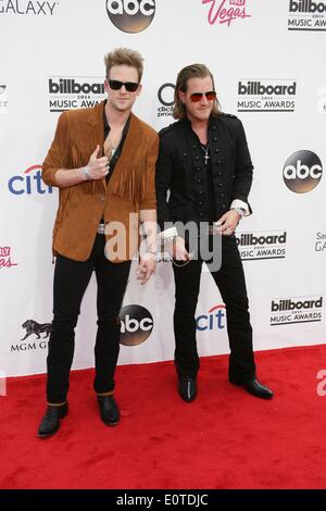 Las Vegas, NV, USA. 18. Mai 2014. Brian Kelley, Tyler Hubbard, Florida Georgia Line im Ankunftsbereich für 2014 Billboard Music Awards - Ankünfte Teil 3, MGM Grand Garden Arena, Las Vegas, NV 18. Mai 2014. © James Atoa/Everett Collection/Alamy Live-Nachrichten Stockfoto