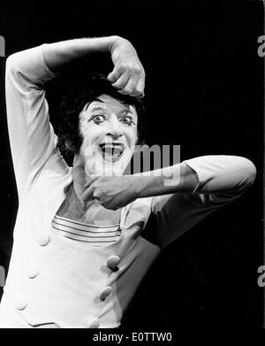 Französischer Pantomime Marcel Marceau Handeln während einer show Stockfoto