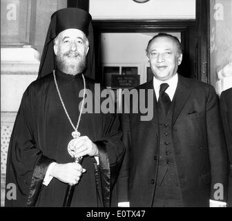 Erzbischof Makarios III besucht James Callaghan Stockfoto