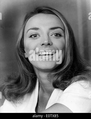 Nahaufnahme der Schauspielerin April Alrich vor ihrer Verjüngungskur Stockfoto