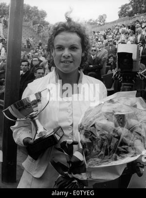 Tennis pro Evonne Goolagong ein Match gewinnt Stockfoto