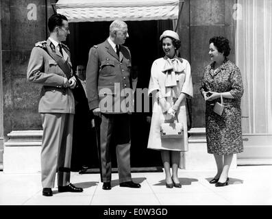 Belgische Könige besucht Charles De Gaulle Stockfoto