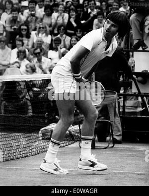 Tennis-Spieler Jimmy Connors konkurriert in Übereinstimmung Stockfoto