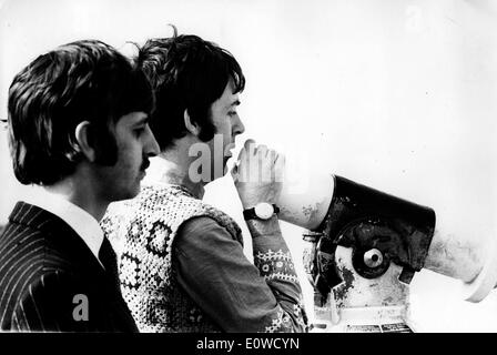 Die Mitglieder der Beatles Ringo Starr und Paul McCartney Stockfoto