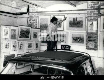 7. Juli 1963 - Kunst in der Garage: die beste Garage hat den Berliner Taxifahrer Willi Balendats Willi Balendats. Balendats ist kein Stockfoto