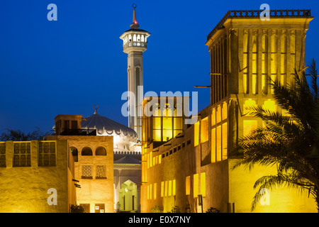 historischen Bastakiya-Viertel in der Nacht in Dubai Vereinigte Arabische Emirate Stockfoto