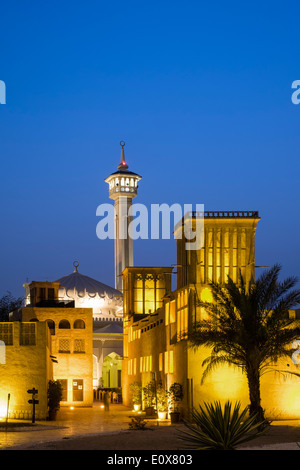 historischen Bastakiya-Viertel in der Nacht in Dubai Vereinigte Arabische Emirate Stockfoto