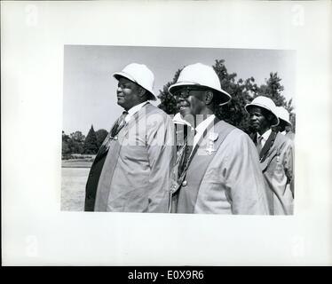 10. Oktober 1965 - kam der britische Premierminister, Herr H. Wilson Flughafen Salisbury am Montagabend, 25. Oktober 1965 in Stockfoto