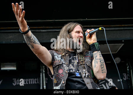 16. Mai 2014 - eine Heavy-Metal Supergroup 'Kill Devil Hill' auf der Bühne beim Festival Rock On The Range in Columbus, Ohio. Band Mitglieder: REX BROWN, JOHNNY KELLY, MARK ZAVON, DEWEY BRAGG (Credit-Bild: © Igor Vidyashev/ZUMAPRESS.com) Stockfoto