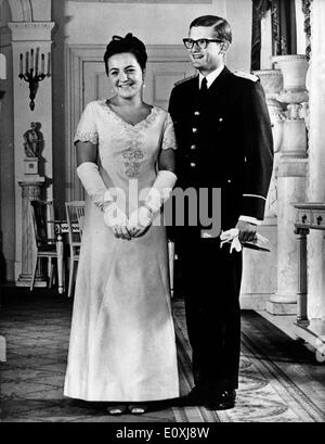 Prinzessin Margriet und Pieter Van Vollenhoven am Tag ihrer Hochzeit Stockfoto