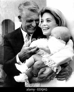 Cary Grant mit Frau Dyan Cannon und Tochter Jennifer Stockfoto