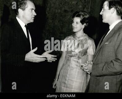 6. Juni 1967 - erhielt Constantin König und Königin Anne-Marie im königlichen Palast der amerikanischen Politiker Herr Nixon, das gestern in Athen angekommen. Stockfoto