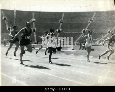 Sept. 05, 1967 - kanadische Williams, Tolan, Joubert bei Olympischen Spielen 1932 in Los Angeles Stockfoto