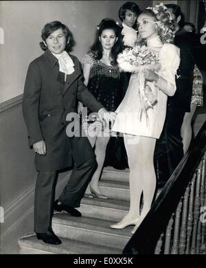 1. Januar 1968 - verheiratete Schauspielerin. Die Hochzeit fand heute Morgen am Cholsea R/O der Schauspielerin Sharon Tate, im Alter von 25, die Sterne Stockfoto