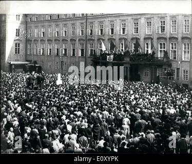 4. April 1968 - Wahl auf neuen tschechischen Präsidenten: Die Wahl fand statt in Prag am Samstag, den 30. März Gen Ludvik Svoboda, Stockfoto