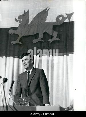 Sept. 09, 1968 - Jahreskonferenz der Welsh National Party. OPS: Herr Edward Millward, ausgehende Vice President von Plaid Cymru, der Waliser nationalistischen Partei, anlässlich der jährlichen Parteitag in Aberysstwyth am Wochenende. Herr Millward ist sein Tutor von Prinz Charles, als er kümmert sich das University College of Wales, Aberysstwyth, nächsten Sommer. Stockfoto