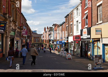 Obstgarten-Straße in der Fußgängerzone des Stadtzentrums Preston England UK Stockfoto